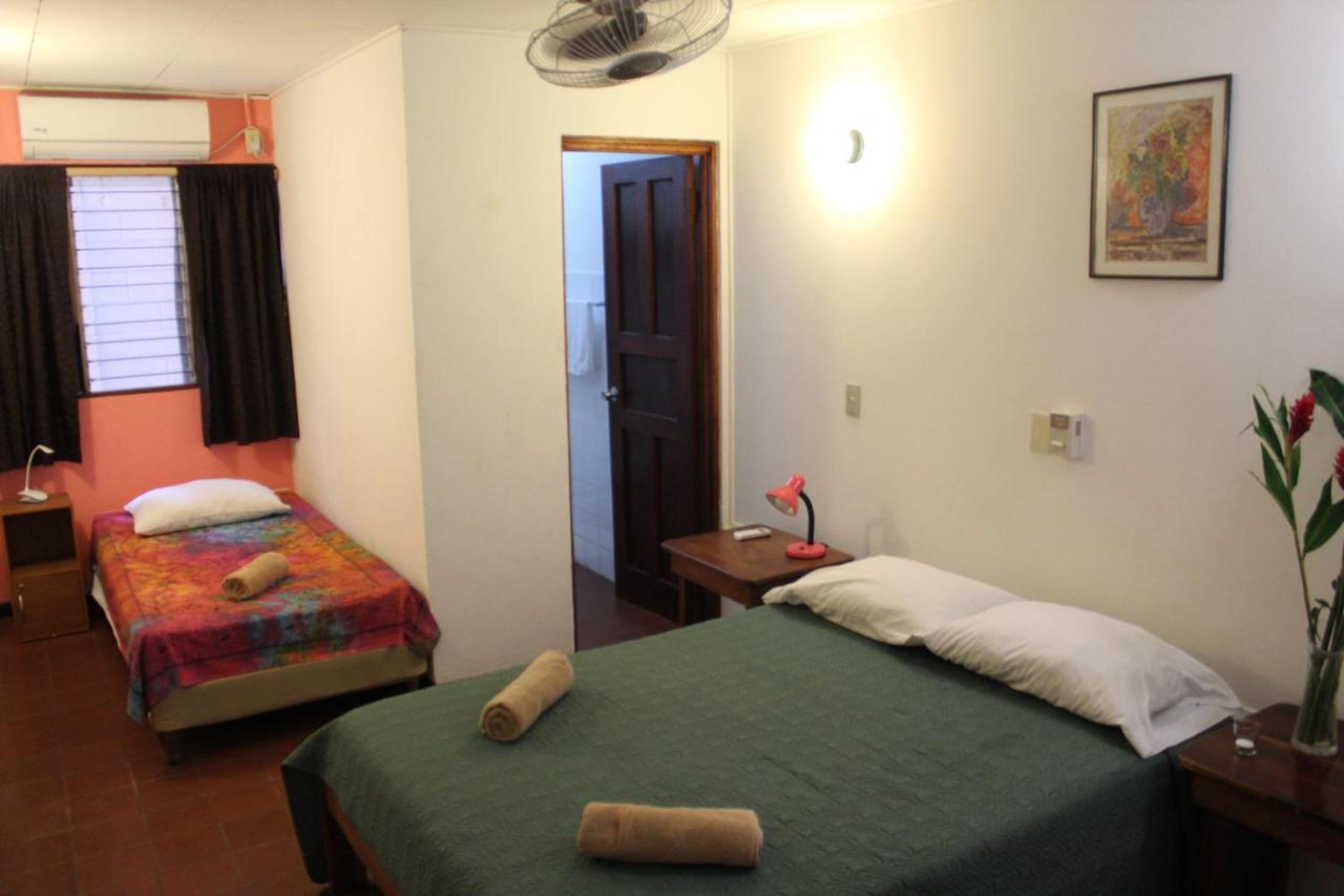 Hostel Tajalin Montezuma Eksteriør billede